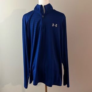 Men’s HeatGear Under Armour pullover sized large